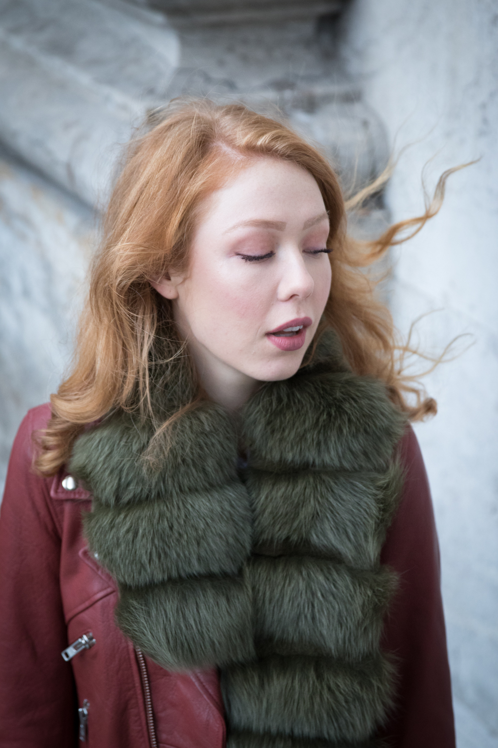 luxurifurcollar